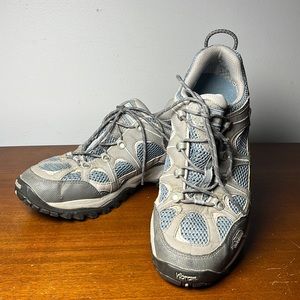 The North Face Women's Gore-TEX XCR shoes